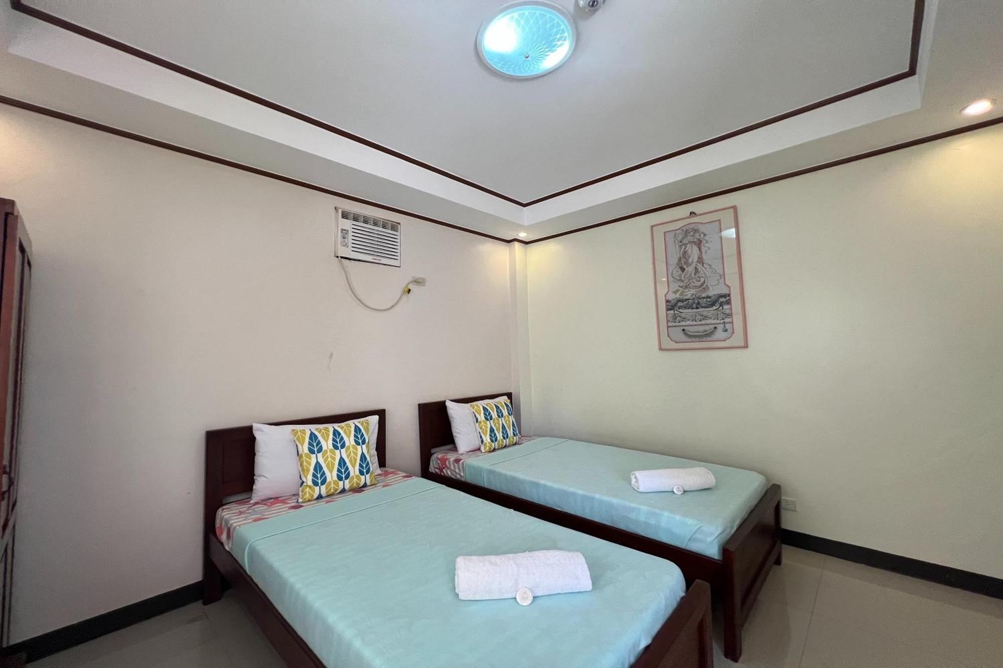 Dinah'S Tourist Inn Puerto Princesa Luaran gambar